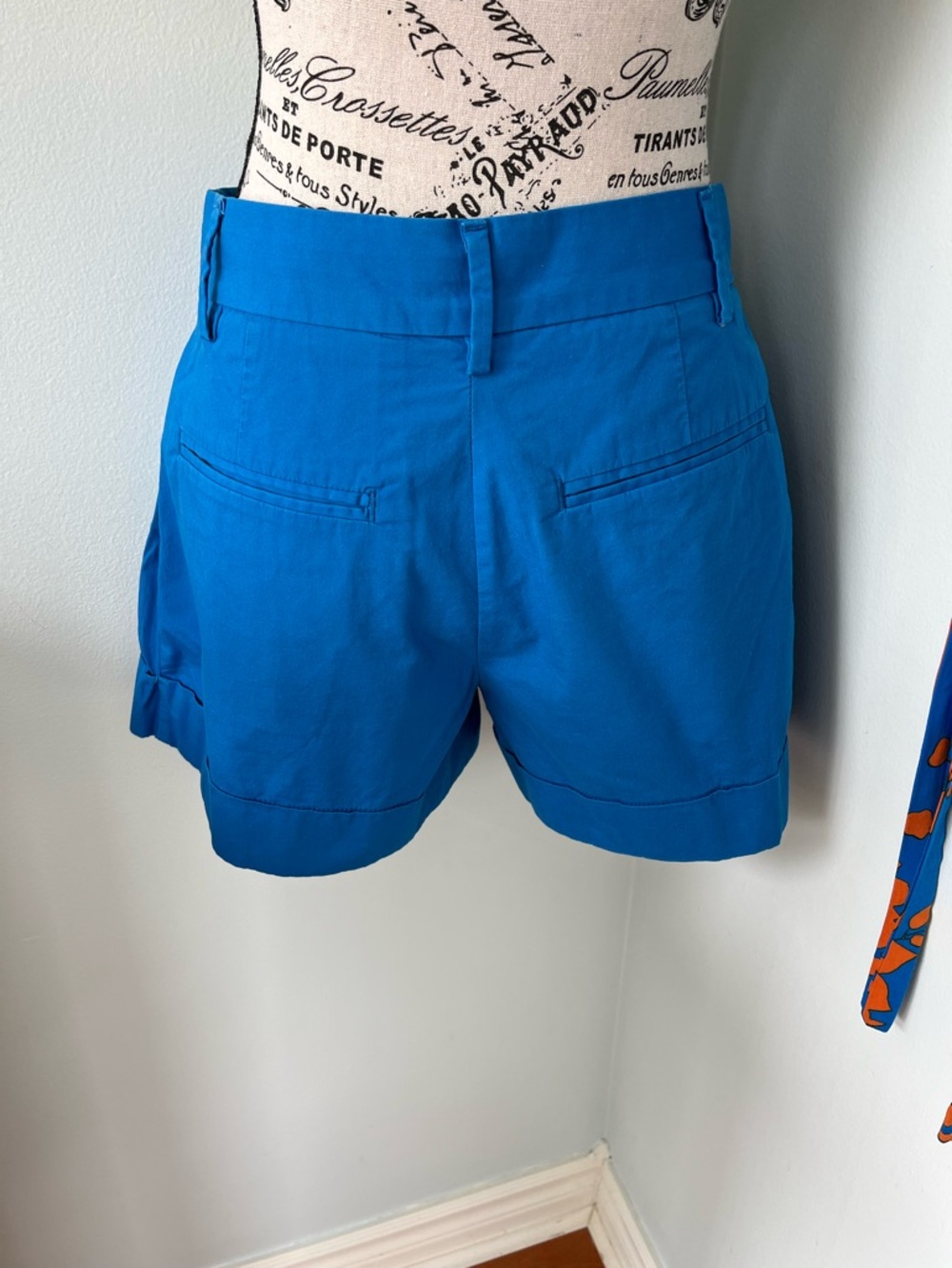 Banana Republic Bright Blue High-Waist Pleated Shorts - Picture 3 of 5